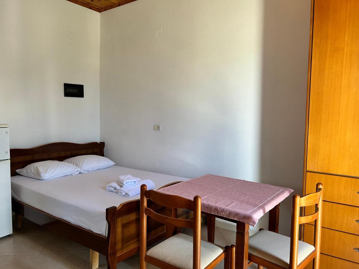 Guesthouse Dollomaja Ksamil Kültér fotó