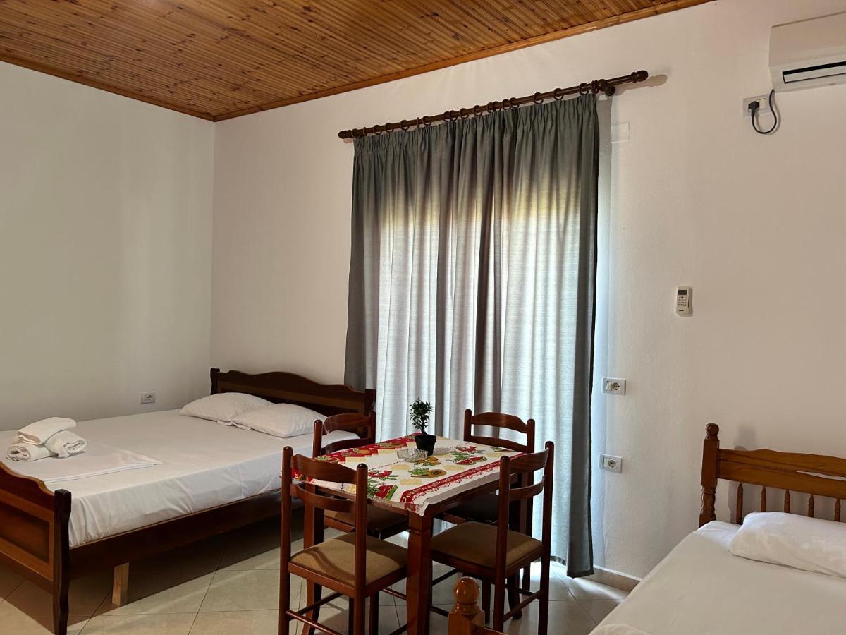 Guesthouse Dollomaja Ksamil Kültér fotó