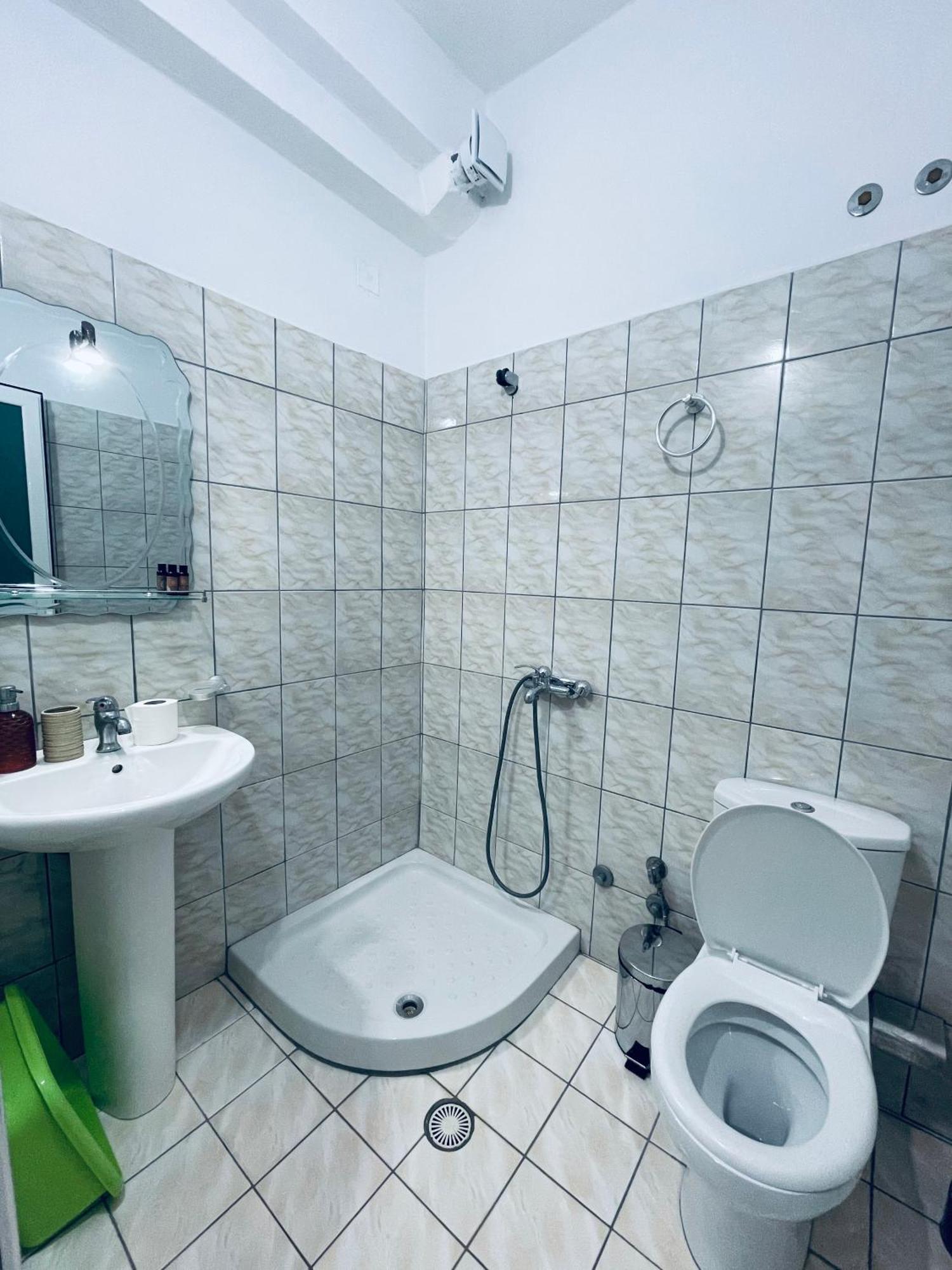 Guesthouse Dollomaja Ksamil Kültér fotó