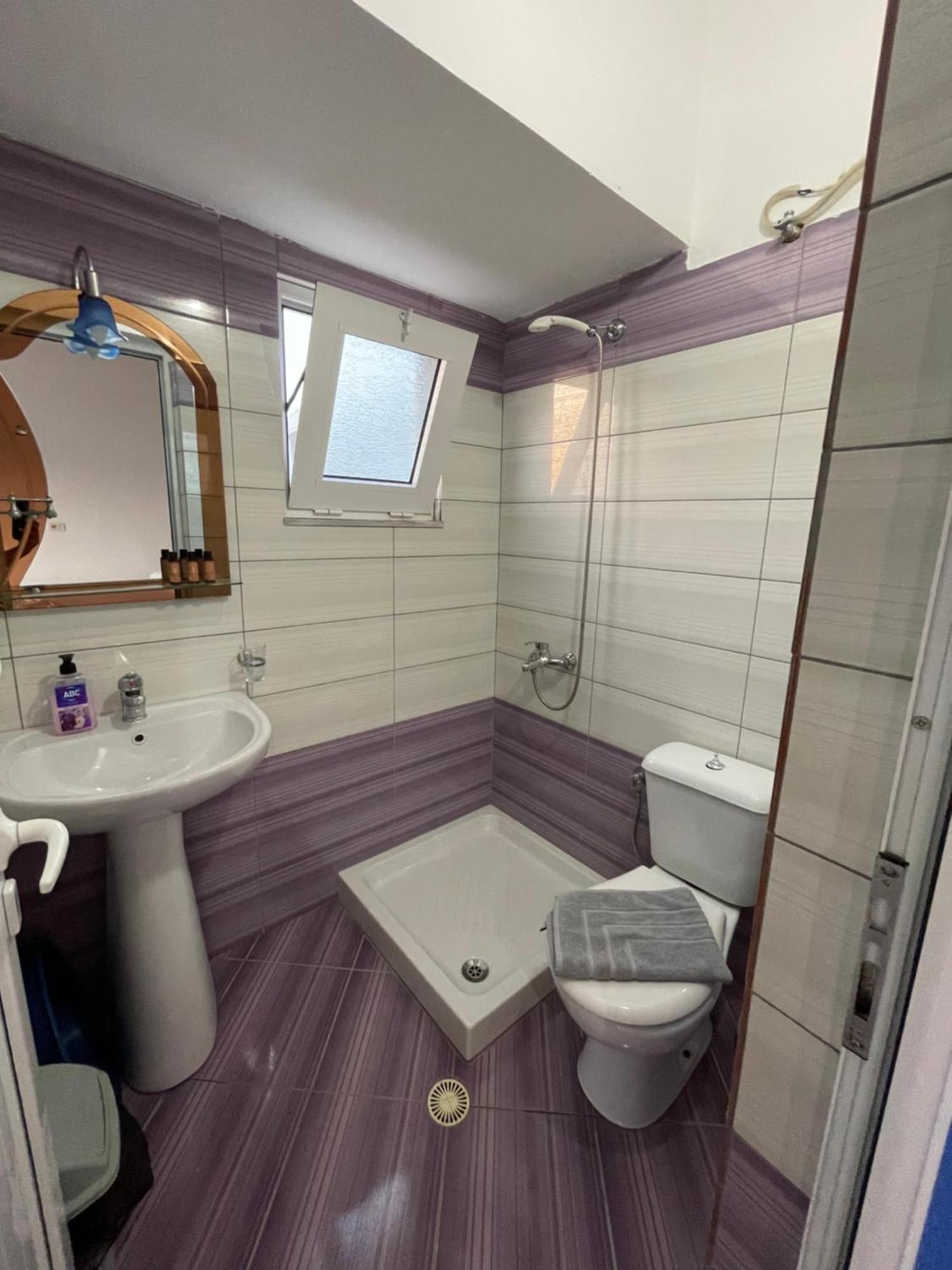 Guesthouse Dollomaja Ksamil Kültér fotó