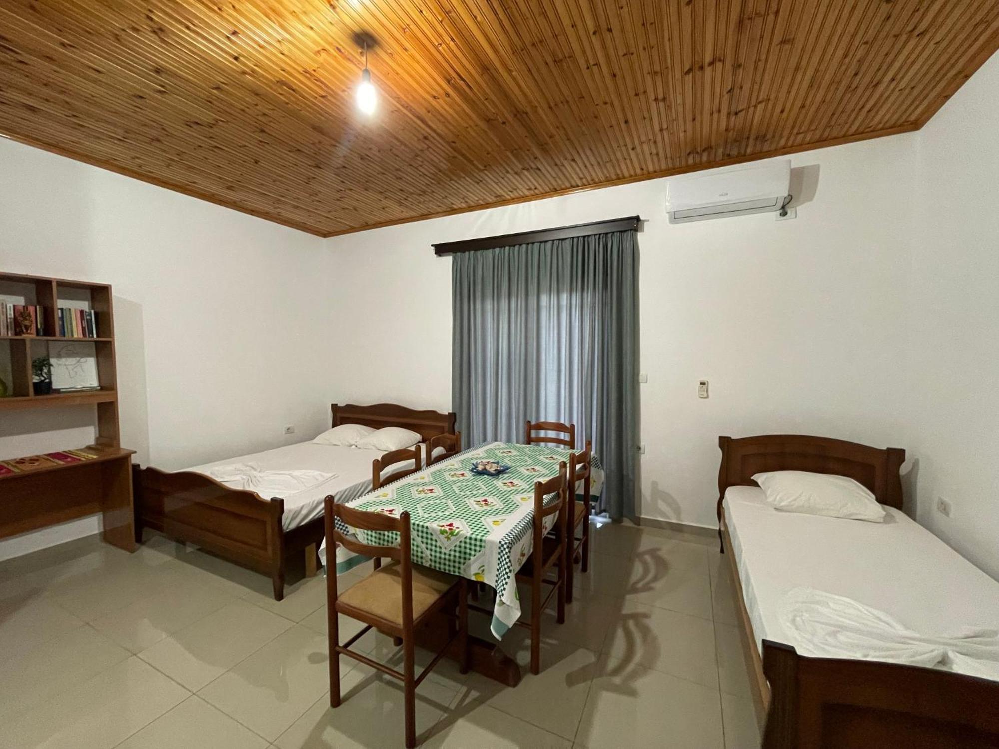 Guesthouse Dollomaja Ksamil Kültér fotó