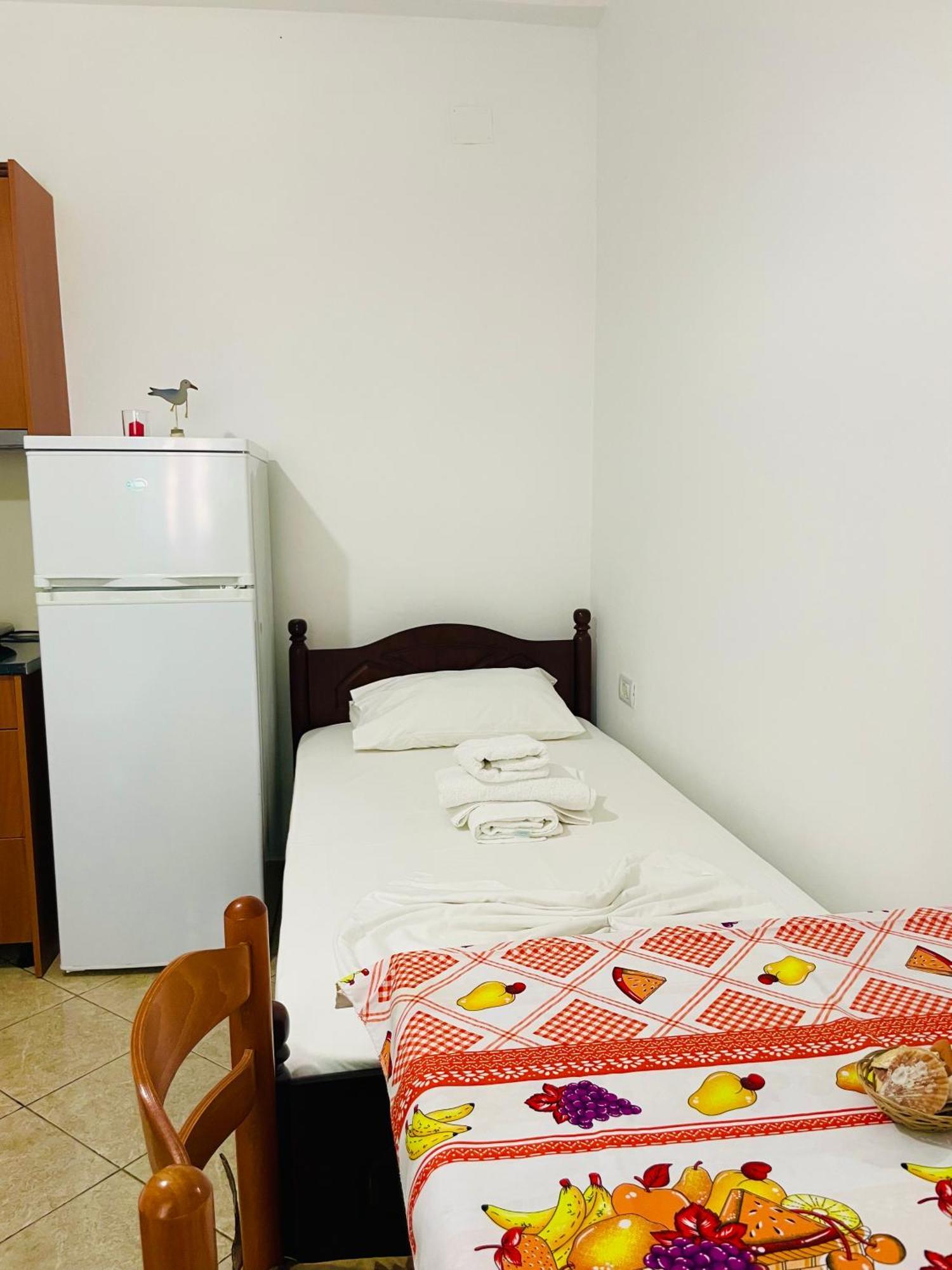 Guesthouse Dollomaja Ksamil Kültér fotó